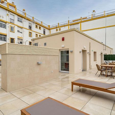 Limehome Sevilla Ronda De Capuchinos Sevilha Exterior foto